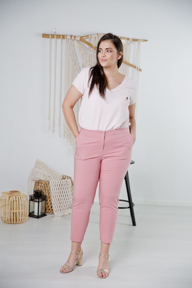 pudrowo-różowe spodnie shillow